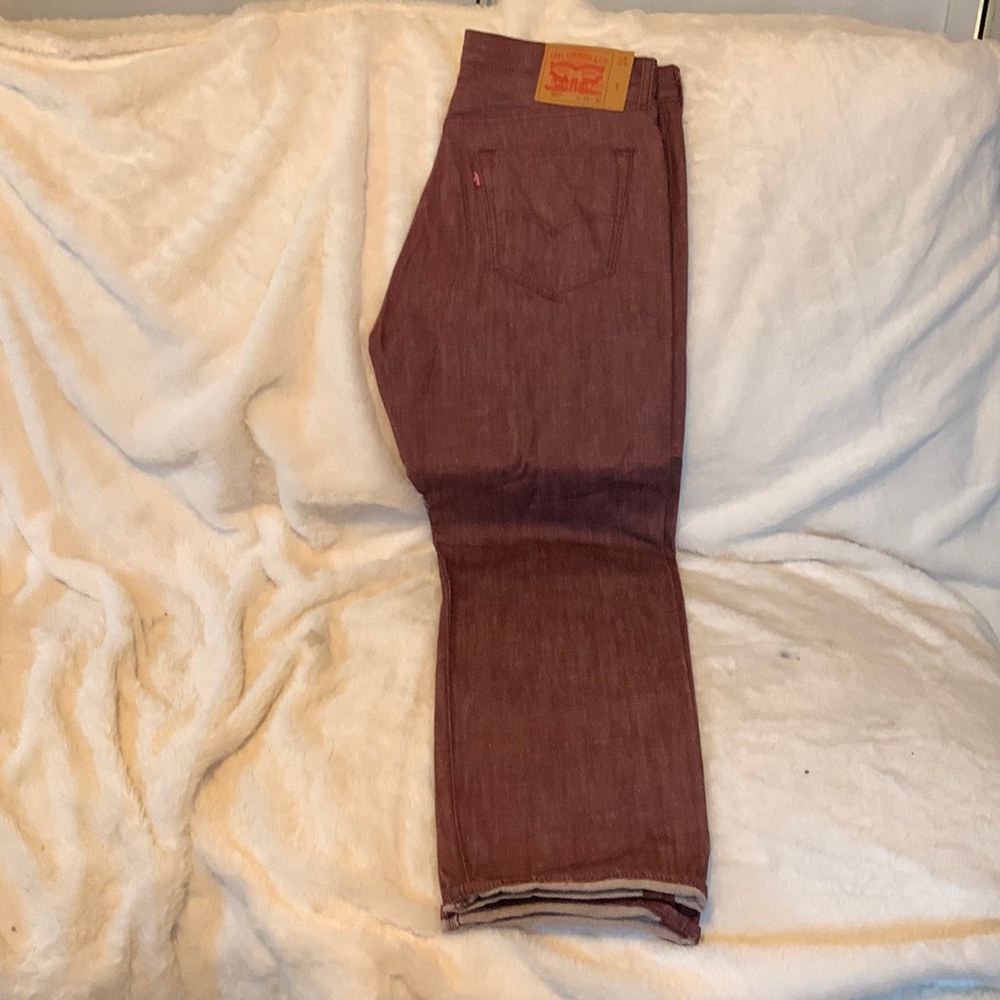 Men Levi’s jeans